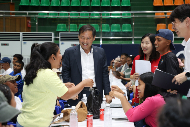09-08 진안군 농가와 외국인 계절근로자가 함께하는 흥겨운 화합 한마음 대회 개최(1)