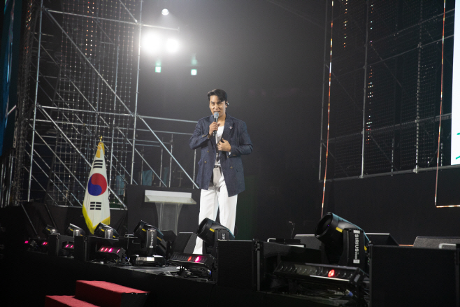 적3