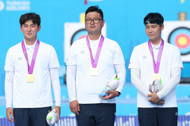 한국 양궁, 세계선수권 남자 단체 3연패