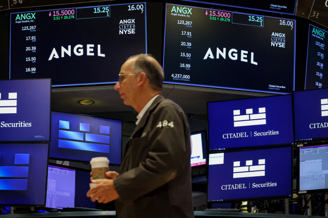 USA-STOCKS/ <YONHAP NO-1698> (REUTERS)
