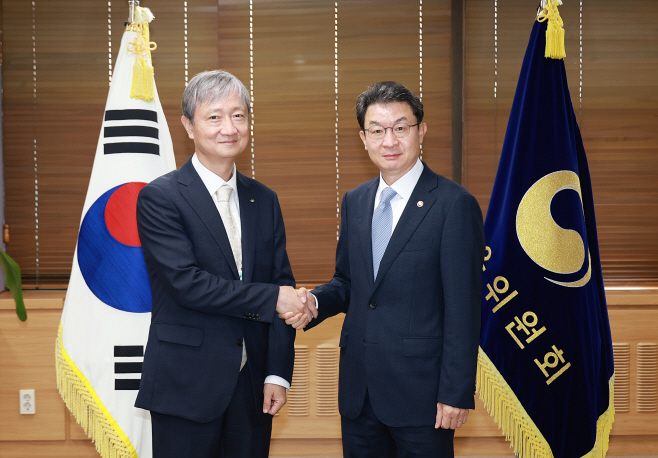 금융위_250916_이억원 금융위원장과 이찬진 금융감독원장 첫 회동_2