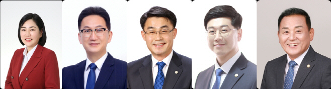 천서영,  최용철, 박선전, 김동헌, 양영환의원