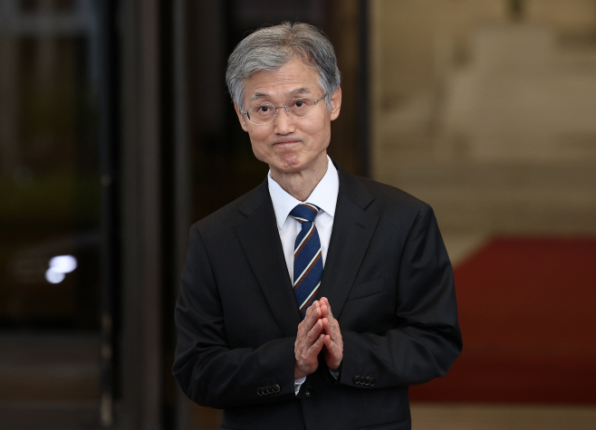 이동하는 조희대 대법원장<YONHAP NO-5131>