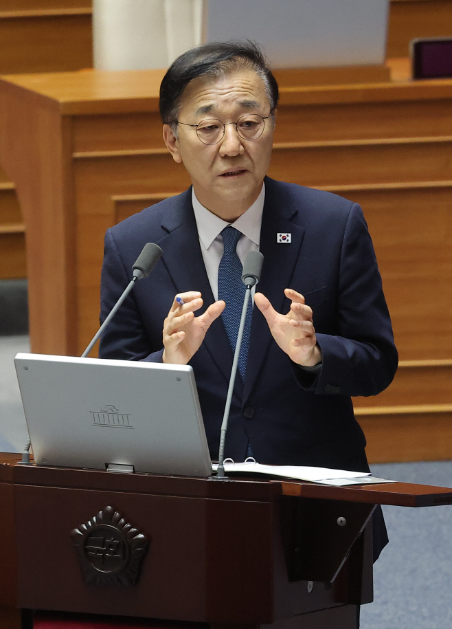 국회 대정부질문 참석한 김윤덕 국토부 장관<YONHAP NO-4392>