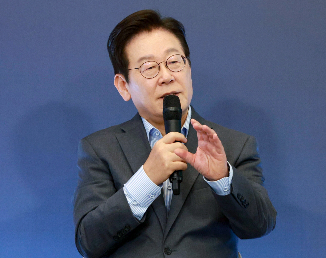 청년 스타트업 상상콘서트, 발언하는 이재명 대통령<YONHAP NO-4549>