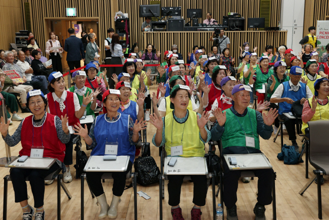 (가)가평군, 치매극복의 날 기념 ‘골든벨’ 개최2
