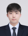 김홍찬 사진