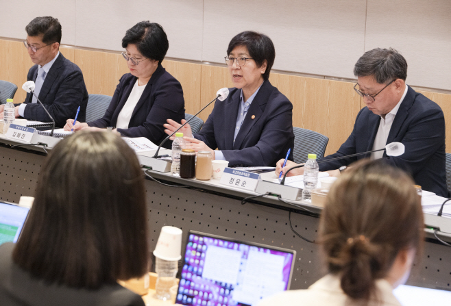 20250922-01 정은경 장관, 출입기자단 정책간담회(전경련회관)-10