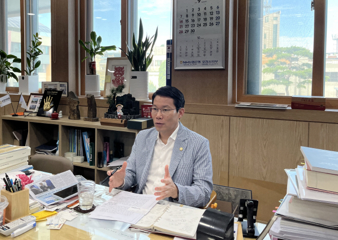 임종훈 포천시의장 인터뷰 사진