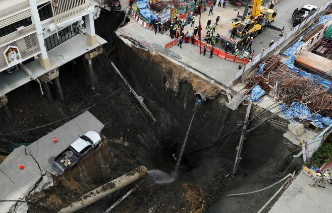 THAILAND-ACCIDENT/ <YONHAP NO-4010> (REUTERS)