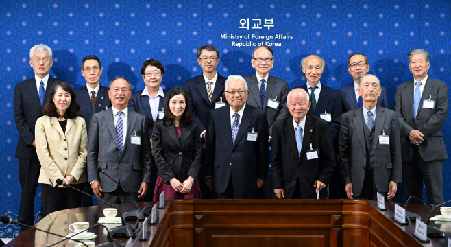 김진아 외교 2차관, 일한문화교류기금 대표단 접견<YONHAP NO-2786>