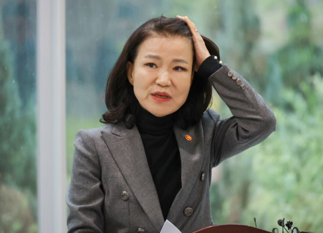 기자회견 참석한 이진숙 방송통신위원장<YONHAP NO-5719>