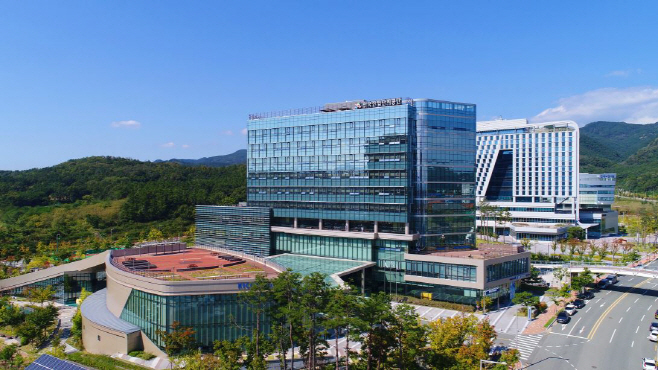 (보도사진1) 한국산업단지공단 본사 전경 (1)