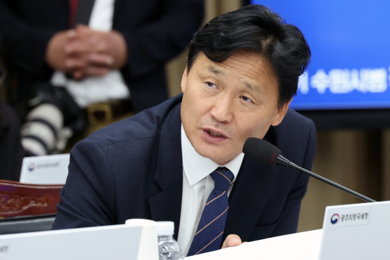 발언하는 김영진 의원<YONHAP NO-5535>