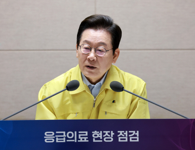 응급의료현장 간담회, 발언하는 이재명 대통령<YONHAP NO-5481>