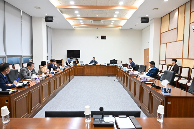 완주군의회 통합반대특위  상생협력사업 기공식 재검토 촉구