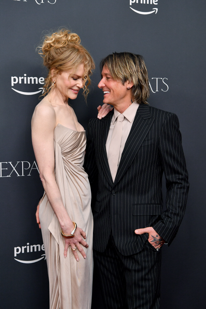 (FILE) AUSTRALIA KIDMAN URBAN ENTERTAI... <YONHAP NO-2438> (EPA)