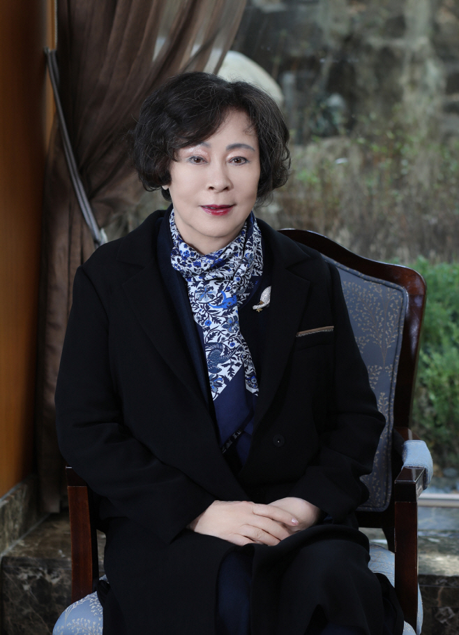 신영자 의장