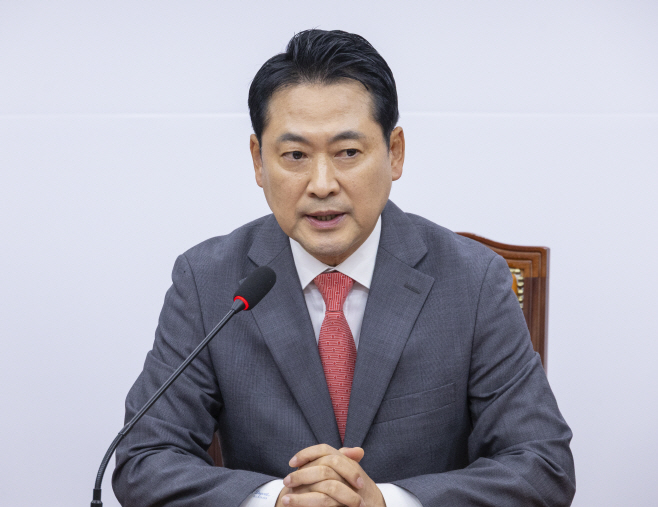 추석 연휴 앞두고 열린 국민의힘 장동혁 대표 기...<YONHAP NO-4470>