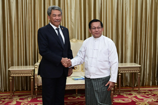 MYANMAR-MALAYSIA-DIPLOMACY <YONHAP NO-5435> (AFP)