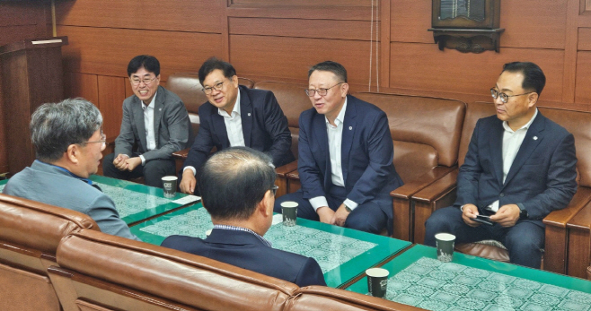 1013 우리銀, ‘우리 사장님 대출’ 신규 고객에 1개월 이자 캐시백 제공_1