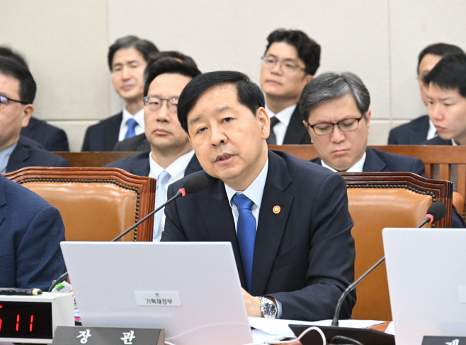 251013구윤철 부총리-2025 기획재정위원회 국정감사-국회 (8)
