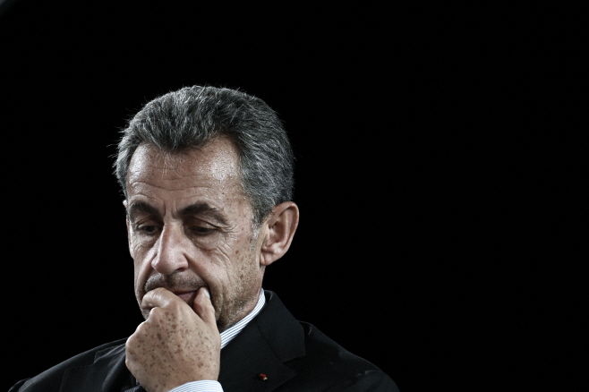 TOPSHOT-FILES-FRANCE-POLITICS-JUSTICE-... <YONHAP NO-0444> (AFP)