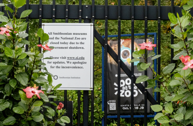 SMITHSONIAN SHUTDOWN