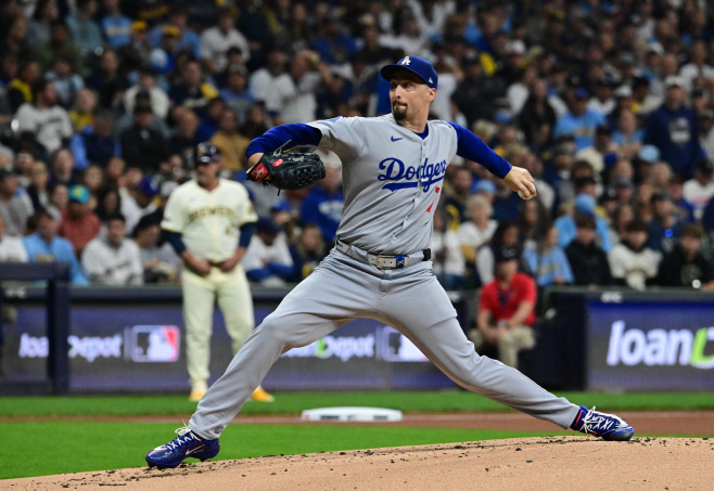 BASEBALL-MLB-MIL-LAD/