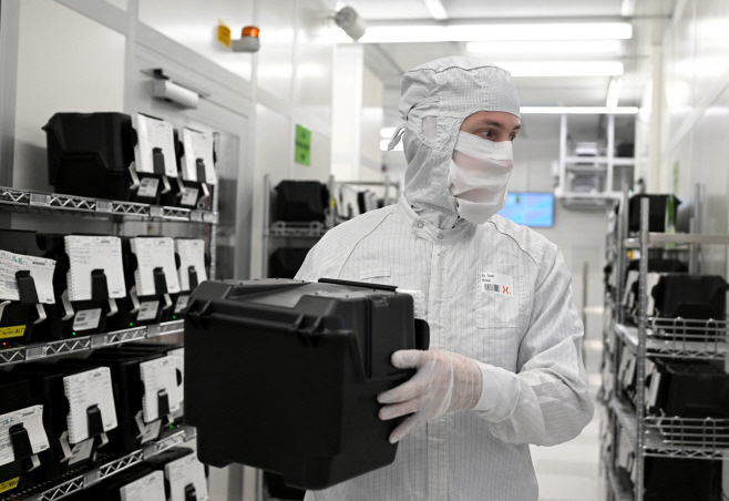 NETHERLANDS-NEXPERIA/CHINA-CHIPS <YONHAP NO-7634> (REUTERS)