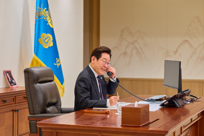 이재명 대통령, 아누틴 태국 총리와 첫 통화<YONHAP NO-5764>