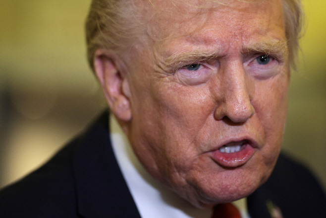 US-PRESIDENT-TRUMP-RETURNS-TO-THE-WHITE-HOUSE