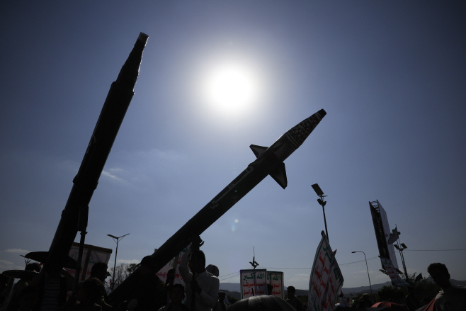 YEMEN HOUTHIS ISRAEL CONFLICT <YONHAP NO-1275> (EPA)