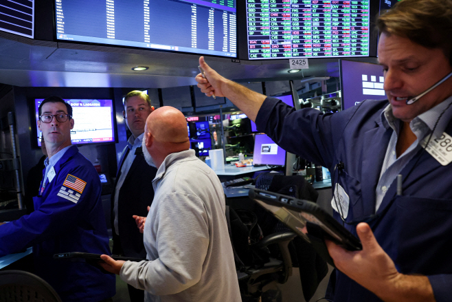 USA-STOCKS/ <YONHAP NO-6097> (REUTERS)
