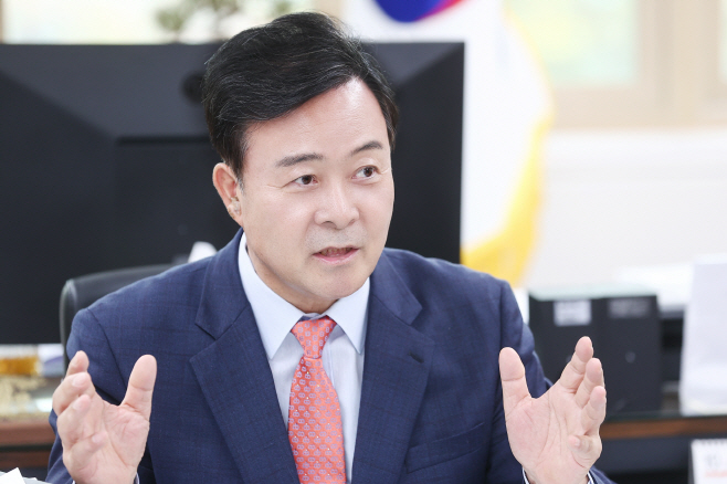 1.(사진)국토부 건의(김성제 의왕시장)