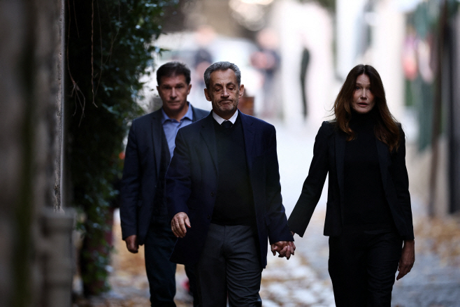 FRANCE-POLITICS/SARKOZY <YONHAP NO-3919> (REUTERS)