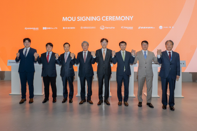 [사진2]한화에어로스페이스 협력사와 수출사업을 위한 MOU