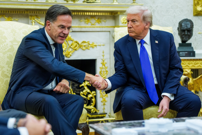 TRUMP NATO