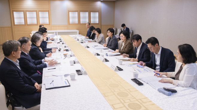 20251017 - ‘제5차 첨단의료복합단지 종합계획‘ 수립을 위한 ‘첨단의료복합단지협의회‘