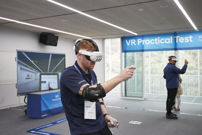 사진 3) 참가자 정비 평가