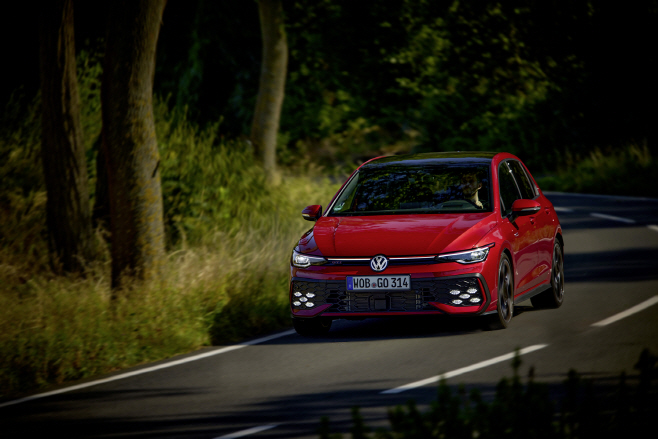 Volkswagen Golf GTI