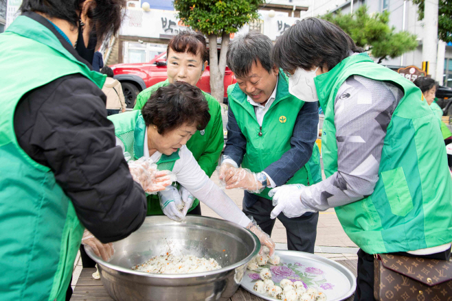 관련사진(향토나물시식회) (2)