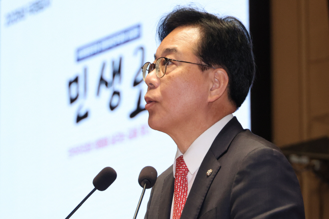 발언하는 송언석 원내대표<YONHAP NO-5675>
