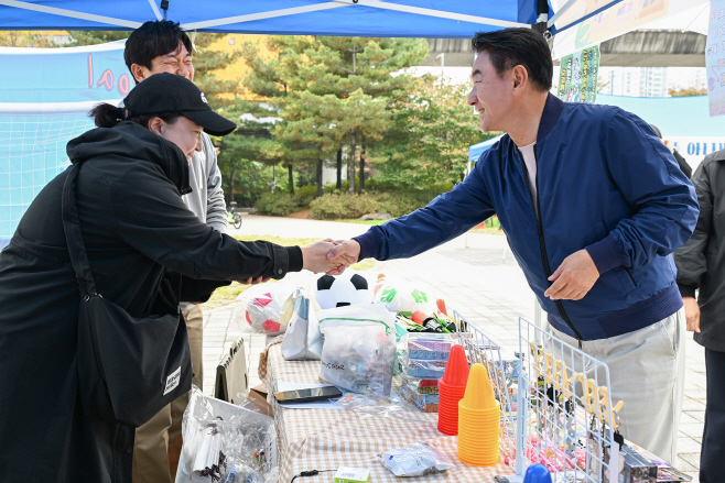 의정부2동(의정부2동 주민자치회, ‘친환경 아나바다 장터’로 나눔과 지역 활력의 장 마련)1
