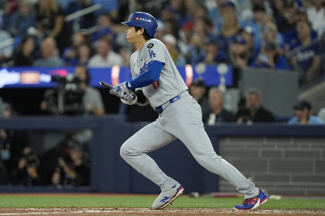 BASEBALL-MLB-TOR-LAD/