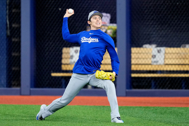 BBA-BBN-BBO-SPO-WORLD-SERIES-LOS-ANGELES-DODGERS-V-TORONTO-BLU