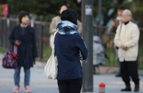 목도리 필요한 날씨<YONHAP NO-1573>