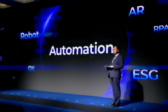 1.최성안 삼성중공업 대표이사(부회장)가 29일 삼성거제호텔에서 열린 Auto2Vision 행사에서 설계·생산자동화 비전을 설명하고 있다