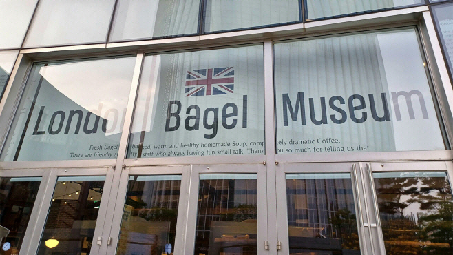 2025102801001942200115741