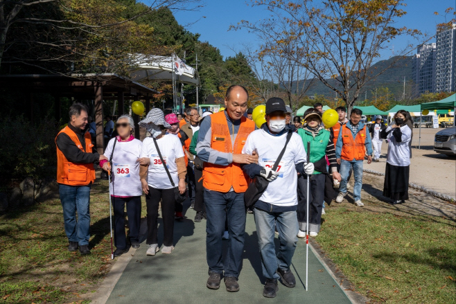 장애인과 함께하는 건강 걷기대회(3)
